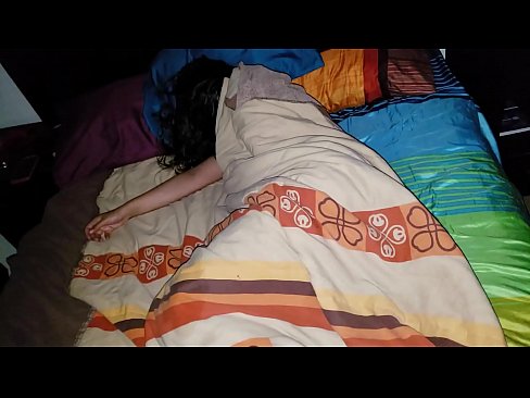 ❤️ Pinupunasan ng stepson ang kanyang batang madrasta habang natutulog ito. ❌ Just porn sa tl.91sexy.top ❌❤